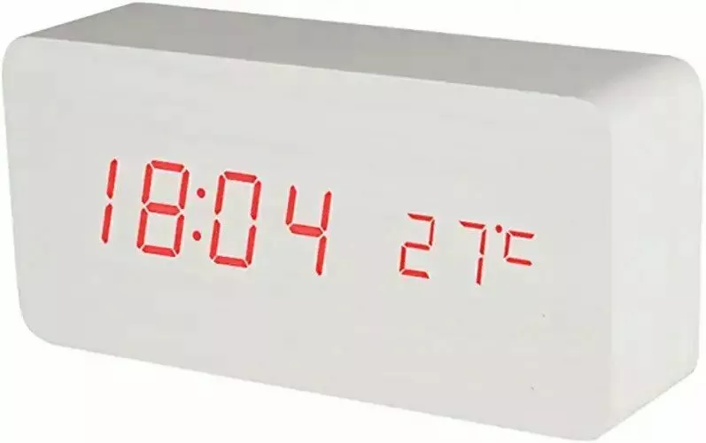 Fa design asztali óra LED kijelzővel - fehér ház piros ledekkel