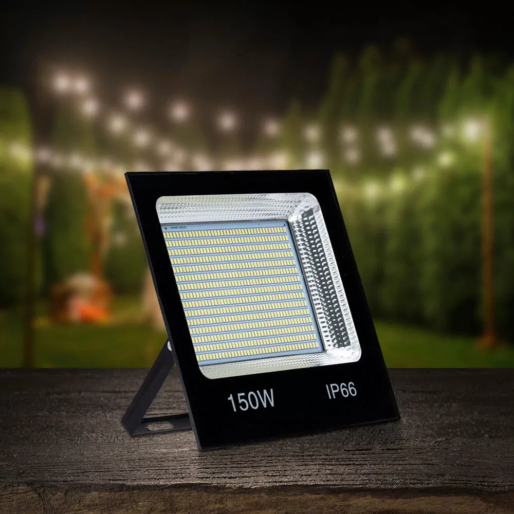 150W CREE LED reflektor / Energiatakarékos fényvető