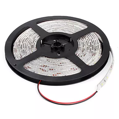 Színváltós 3528 RGB LEDszalag- 54 LED/méter / kül- és beltérre távirányítóval