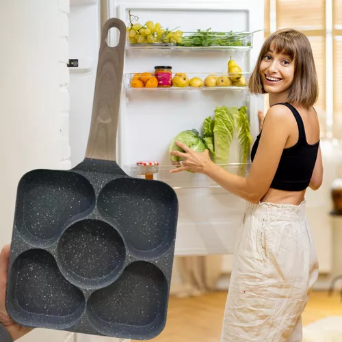 Tapadásmentes 5-ös elosztású serpenyő szív formákkal